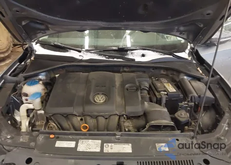 2012 Volkswagen Passat 2.5L S z USA, uszkodzony, nr VIN 1VWAP7A38CC014679